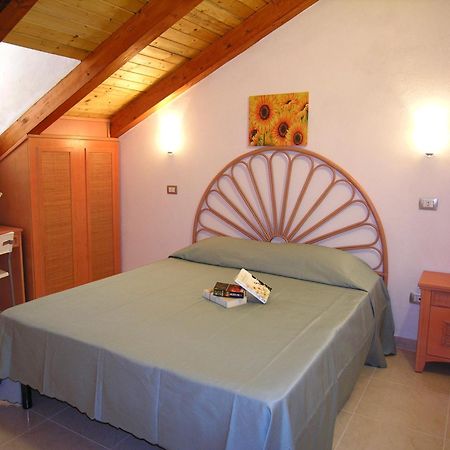 Hotel Resort Rocca Di Vadaro Capo Vaticano Pokój zdjęcie